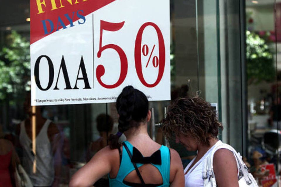 PIB grego é revisado para contração de 3,8% no 2º tri
