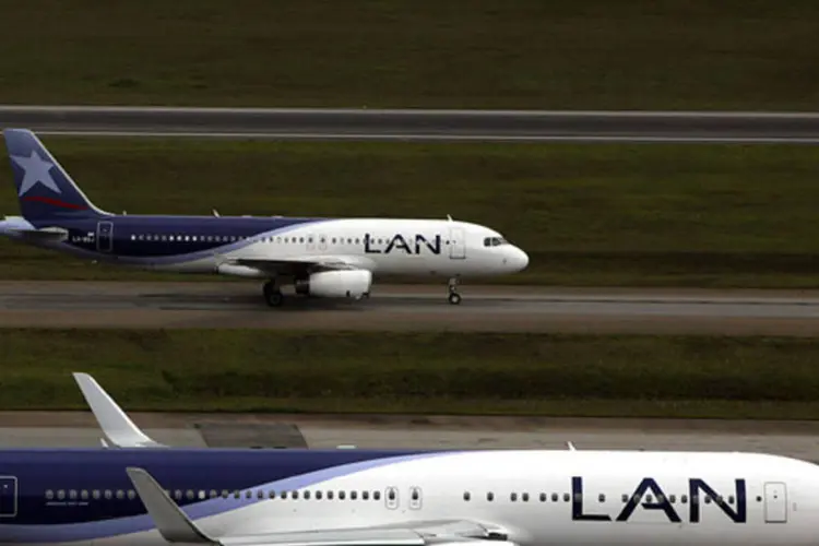 
	Avi&otilde;es da LAN Airlines: unidade argentina da companhia ter&aacute; que deixar o hangar que usa para manter seus avi&otilde;es no aeroporto de Buenos Aires
 (Dado Galdieri/Bloomberg)