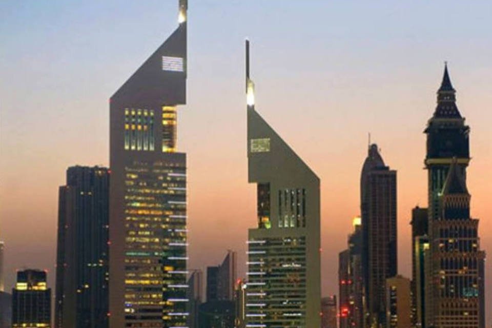 Morre banqueiro britânico que ajudou a transformar Dubai