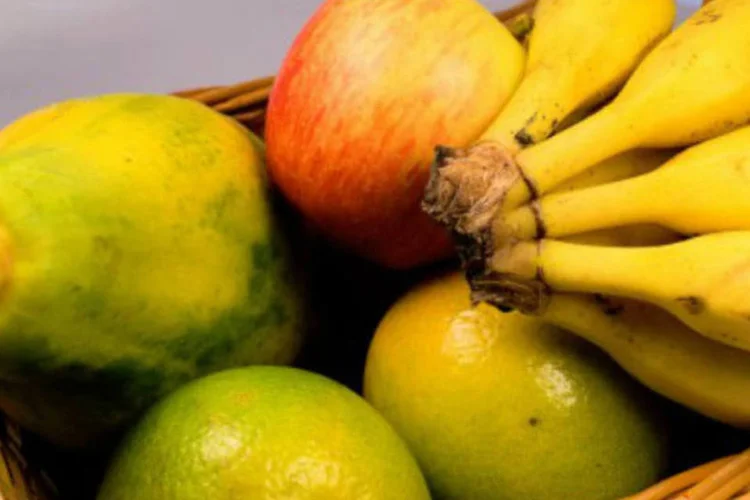 
	Frutas: na Am&eacute;rica do Sul, a infla&ccedil;&atilde;o mensal de dezembro, tanto de alimentos como geral, registrou valores superiores aos observados no m&ecirc;s anterior em Brasil, Argentina e Col&ocirc;mbia
 (Marcos Santos/USP Imagens)