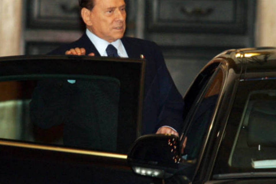 Berlusconi faz aliança com partido Liga do Norte