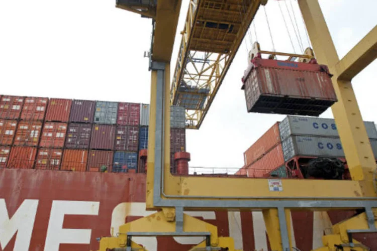 
	Exporta&ccedil;&atilde;o: resultado da balan&ccedil;a comercial de junho &eacute; o melhor para o m&ecirc;s em tr&ecirc;s anos
 (Victor Sokolowicz/Bloomberg)