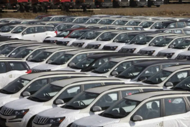 
	Carros: Anfavea prev&ecirc; que a venda de autom&oacute;veis ser&aacute; maior em 2015 do que em 2014
 (Kuni Takahashi/Bloomberg)