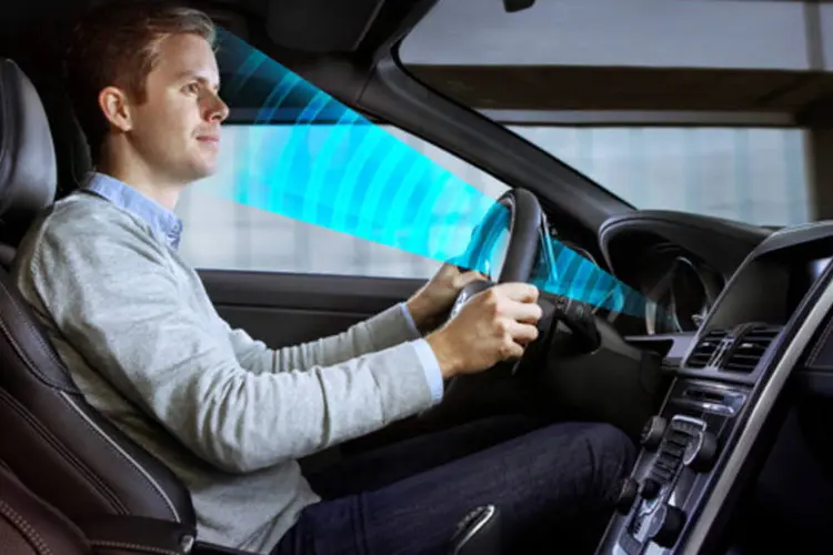 Simulação do sistema de análise de atenção da Volvo (Divulgação)