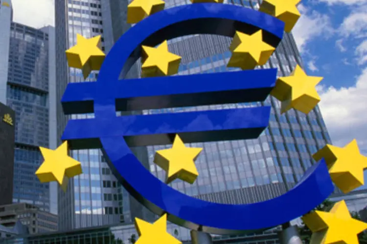 
	S&iacute;mbolo do euro em frente ao BCE, em Frankfurt, na Alemanha
 (Getty Images)