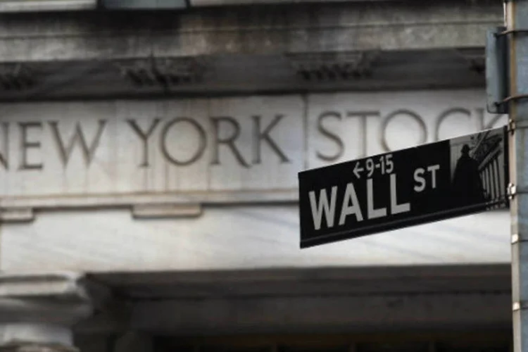 Wall Street: é esperado pelo mercado que Macron, defensor da União Europeia, vença a rival de extrema-direita Marine Le Pen no segundo turno (John Moore/Getty Images)