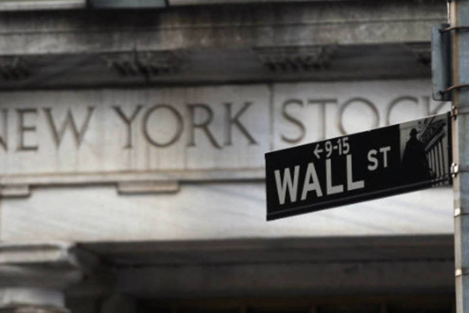 Wall Street: o sentimento de aversão ao risco tomou conta de Wall Street esta semana depois que o presidente Trump demitiu inesperadamente o chefe do FBI (John Moore/Getty Images)