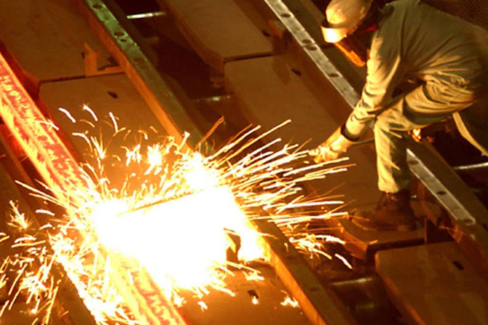 Produção industrial dos EUA fica inalterada em maio