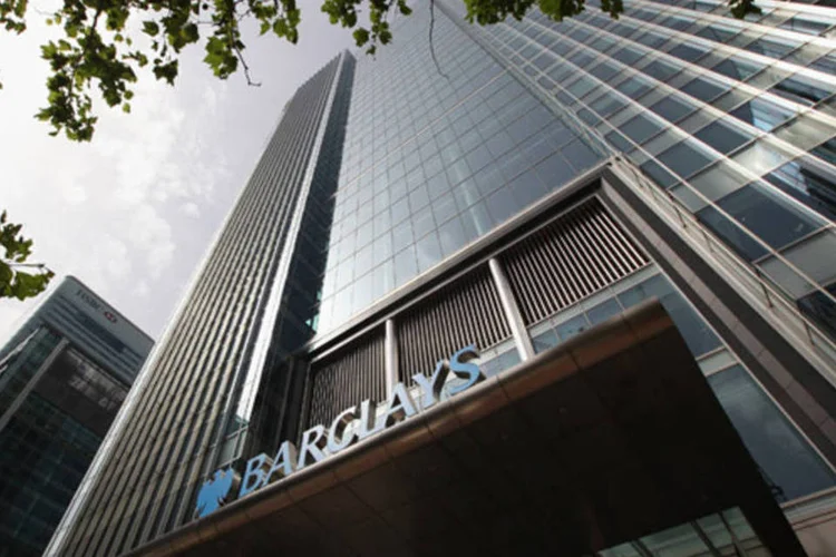 
	Sede do Barclays em Londres: o lucro anterior a impostos somou 5,5 bilh&otilde;es de libras no ano passado, uma alta de 12%
 (Oli Scarff/Getty Images)