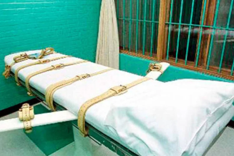 
	Cela para aplica&ccedil;&atilde;o da inje&ccedil;&atilde;o letal em Huntsville, Texas: Suzanne passou 14 anos no corredor da morte, com paralisia nas extremidades inferiores
 (Paul Buck)