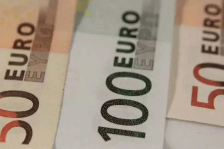 
	Euro: execu&ccedil;&atilde;o preliminar do or&ccedil;amento da It&aacute;lia em termos financeiros at&eacute; julho de 2013 aponta para uma necessidade de empr&eacute;stimo acumulado de 51 bilh&otilde;es de euros
 (Marcos Santos/USP Imagens)