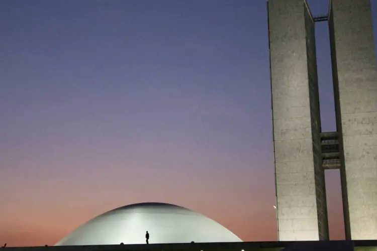 
	Pr&eacute;dio do Senado, em Bras&iacute;lia: o projeto quebra a exig&ecirc;ncia de unanimidade para a decis&atilde;o do Confaz
 (Pedro França/Agência Senado)