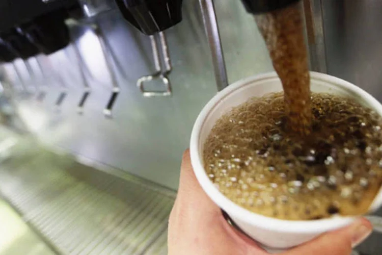 Refrigerantes: cerca de mil lojas de redes de fast-food oferecem a possibilidade do refil (Mario Tama/Getty Images/Getty Images)