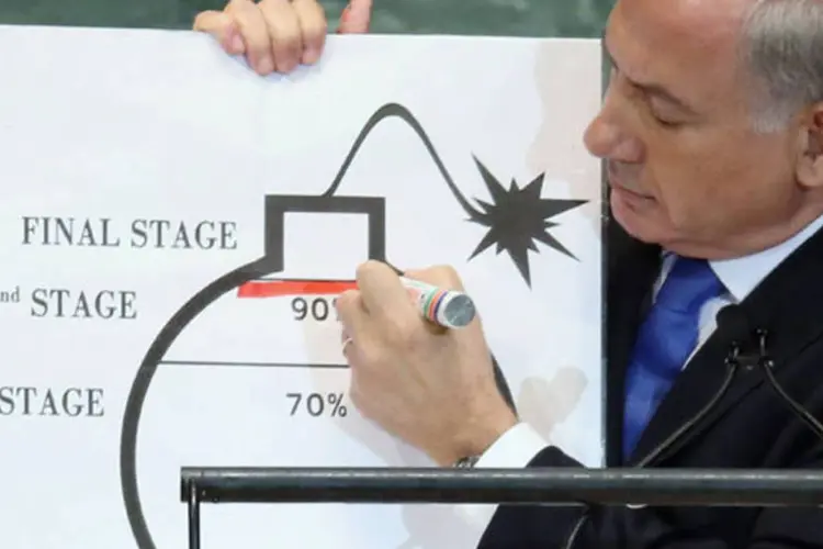 Primeiro-ministro de Israel, Benjamin Netanyahu, desenha “linha vermelha” em discurso na Assembleia Geral da ONU (Mario Tama/Getty Images)