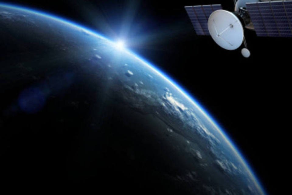 Anatel licita exploração de satélite por R$ 153 milhões
