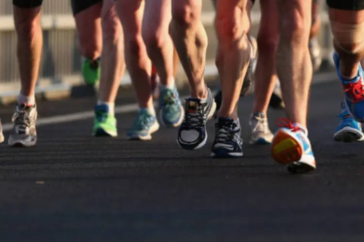 
	Corrida: algumas modalidades esportivas provocam bons resultados para alunos que tenham diabetes, como os exerc&iacute;cios aer&oacute;bicos
 (Sandra Mu/Getty Images)