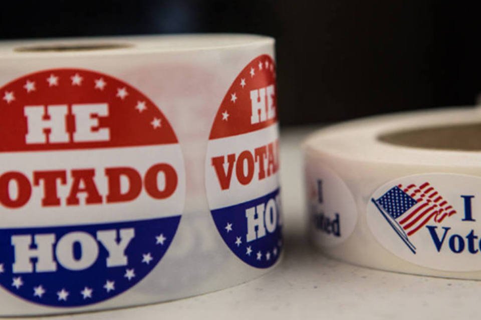 Mudança no mapa distrital em Chicago causa filas em votação