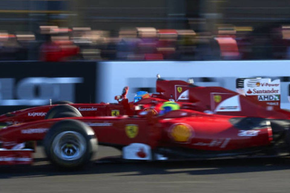 Carro da Ferrari para a temporada 2013 é batizado de F138