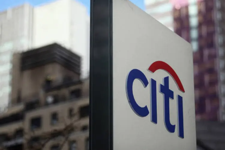 
	Pr&eacute;dio Citigroup Center: &nbsp;lucro l&iacute;quido ajustado do primeiro trimestre subiu para 4,15 bilh&otilde;es de d&oacute;lares, ou 1,30 d&oacute;lar por a&ccedil;&atilde;o, ante 4 bilh&otilde;es, ou 1,29 d&oacute;lar por papel, um ano antes
 (Mario Tama/Getty Images)