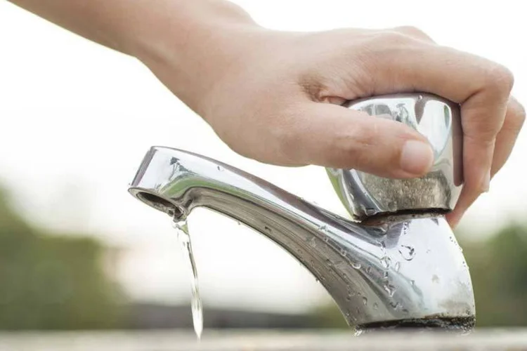 
	Torneira: Conselho da Sabesp j&aacute; havia autorizado a empresa a pleitear esses prorrogamentos
 (Thinkstock)