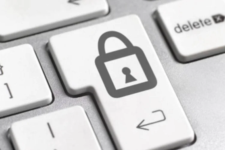
	Espionagem: oposi&ccedil;&atilde;o ao monitoramento do governo de telefones privados e dados de Internet foi mais forte na Alemanha
 (Getty Images)
