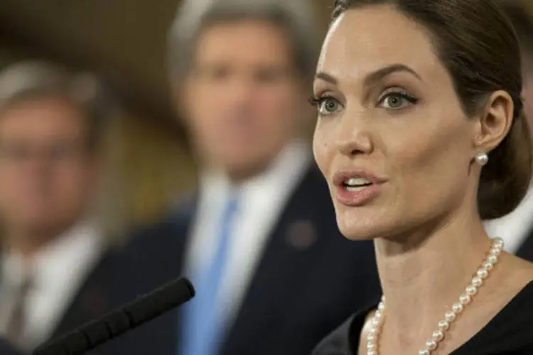 
	Angelina Jolie: atriz viajou &agrave; Austr&aacute;lia m&ecirc;s passado para pesquisar poss&iacute;veis loca&ccedil;&otilde;es para o longa
 (Alistair Grant/Getty Images)