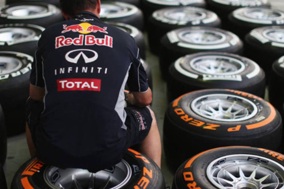Pirelli diz ter fornecido 112 mil pneus a F1 desde 2011