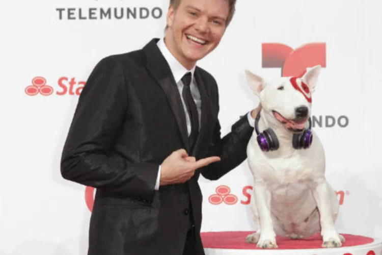 
	O cantor brasileiro Michel Tel&oacute; chega ao Pr&ecirc;mio Billboard da M&uacute;sica Latina
 (John Parra/Getty Images)