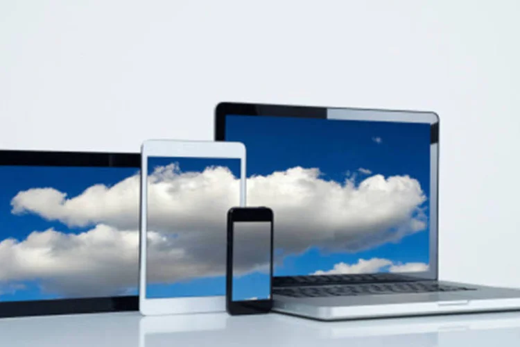 
	Computa&ccedil;&atilde;o em nuvem: outro desafio &eacute; como ser&atilde;o integrados os dispositivos e os apps que controlam cada um desses dispositivos
 (.)
