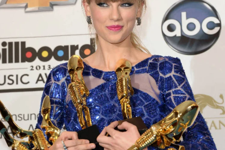 A cantora Taylor Swift foi a grande vencedora neste domingo dos prêmios Billboard 2013 (Jason Merritt/Getty Images)