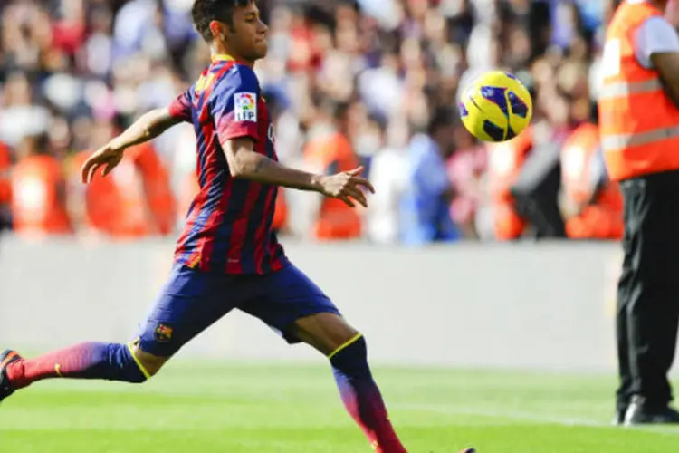 
	Neymar durante apresenta&ccedil;&atilde;o ao Barcelona: aquisi&ccedil;&atilde;o do jogador foi uma das principais do ano passado
 (David Ramos/Getty Images)