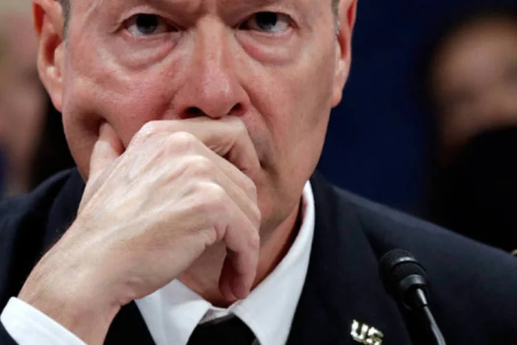 
	General Keith Alexander, diretor da NSA, dep&otilde;e em comit&ecirc; do Congresso americano, em Washington
 (Win McNamee/Getty Images)