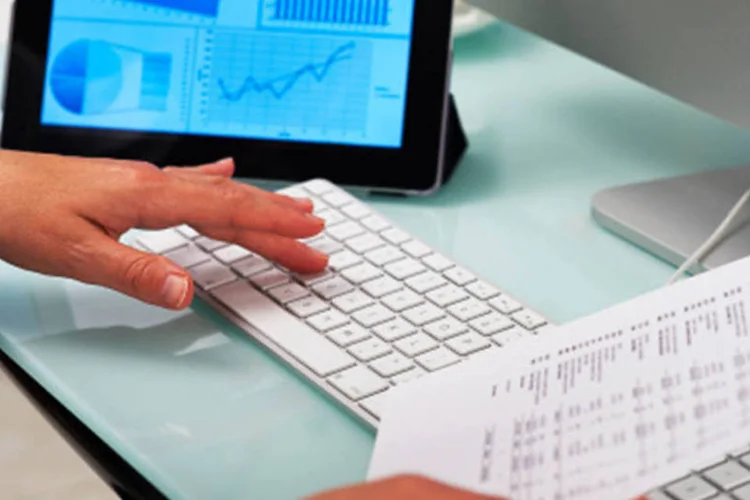 Negócios: índice do ISM subiu para 53,0 ante 52,3 em julho, igualando as expectativas dos economistas (.)