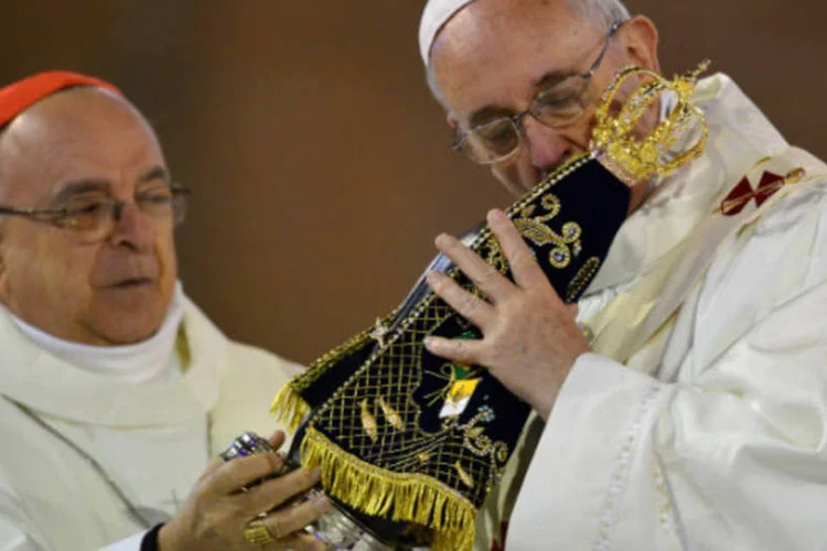 Senhora Aparecida, ou simplesmente Maria, é a representação da mãe de Jesus Cristo na igreja católica (Buda Mendes/Getty Images/Getty Images)