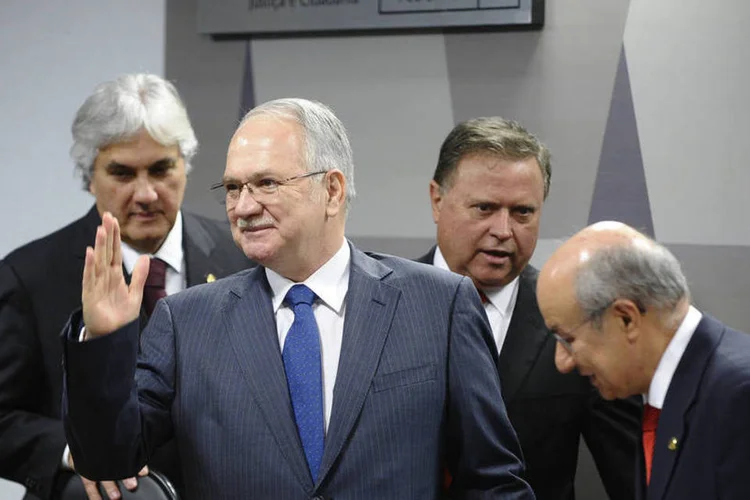Luiz Edson Fachin, indicado de Dilma para o STF, chega para sabatina no Senado  (Marcos Oliveira/Agência Senado)