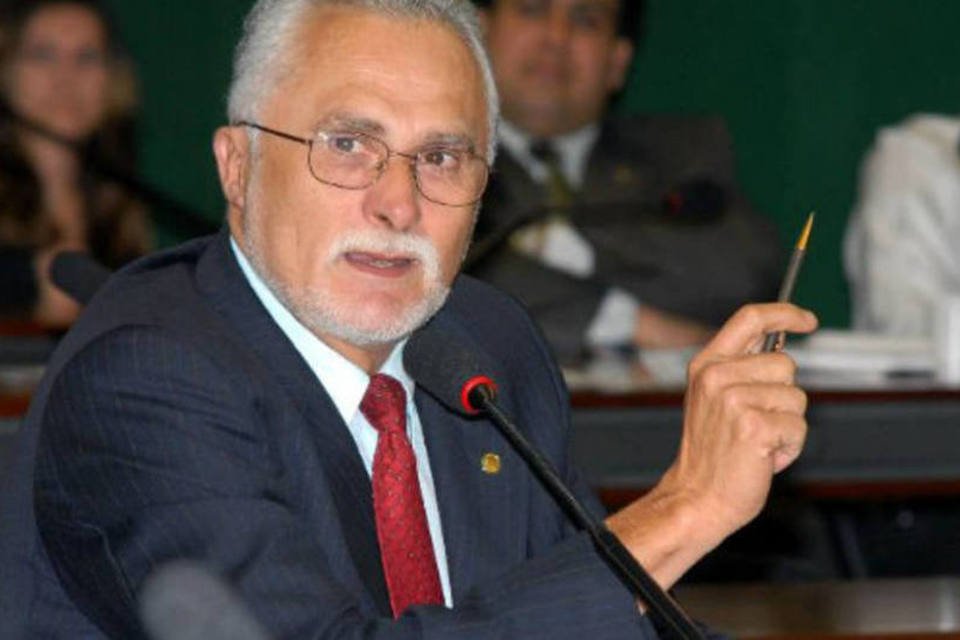 Congresso promulga emenda que torna o voto aberto