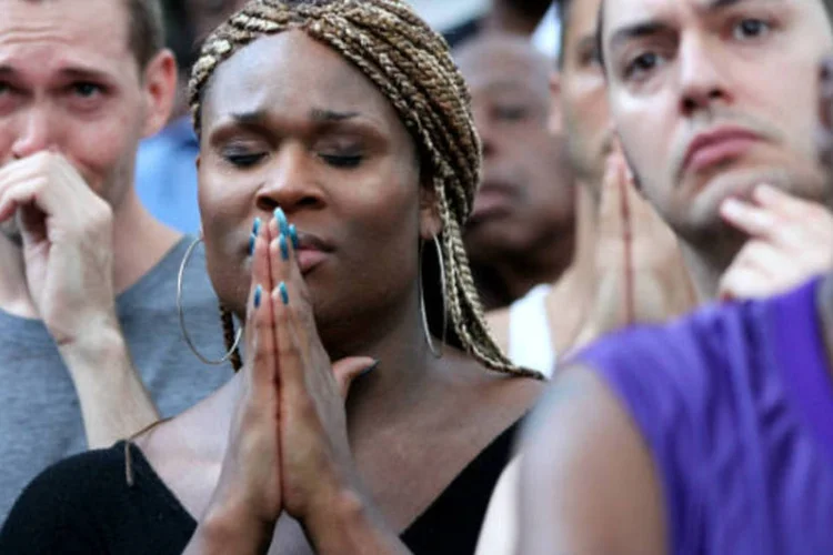 Transgênero: o termo "transgênero" ou "trans" se refere a uma pessoa cuja identidade de gênero não corresponde à de seu sexo de nascimento (Getty Images)