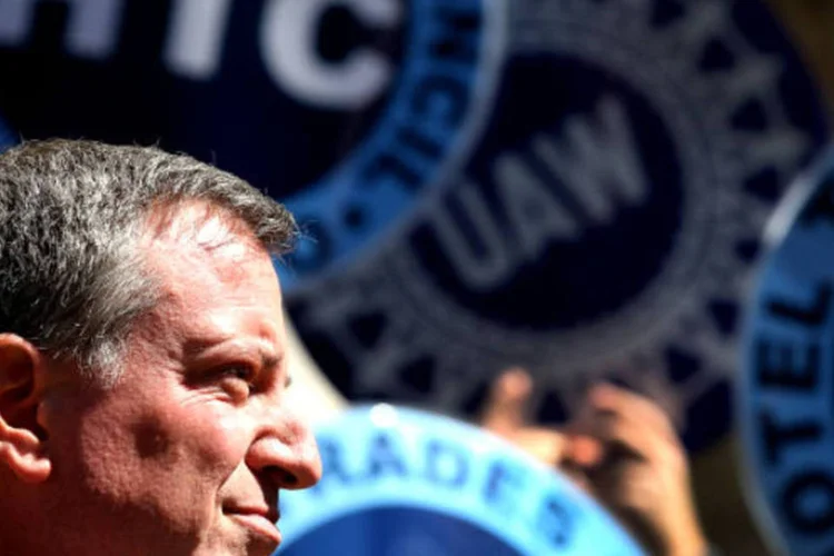 
	Bill de Blasio: em Nova York &uacute;ltimas pesquisas apontam que candidato do partido democrata, Bill de Blasio, deve vencer com folga o republicano Joseph Lhota
 (Getty Images)