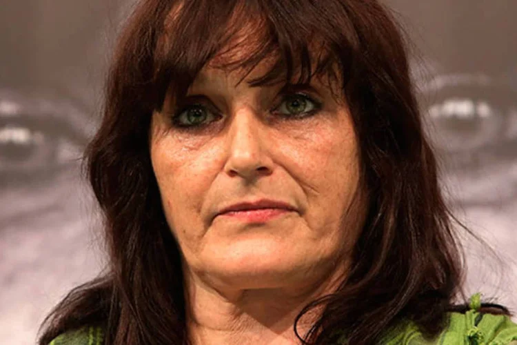 
	Christiane Felscherinow durante a Feira do Livro de Frankfurt: no livro, ela conta que colecionou abortos e relacionamentos fracassados, em quantidades que competiam entre si
 (Hannelore Foerster/Getty Images)