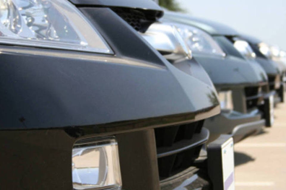 Emplacamento de carros deve ficar 30% mais caro