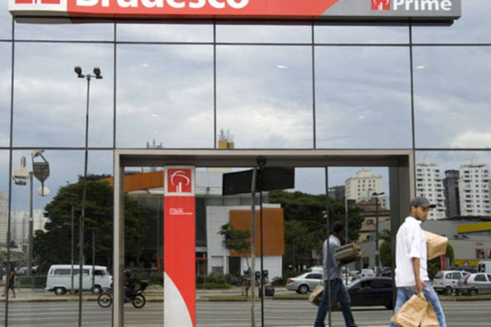 Bradesco espera melhora na demanda por crédito no 2º sem