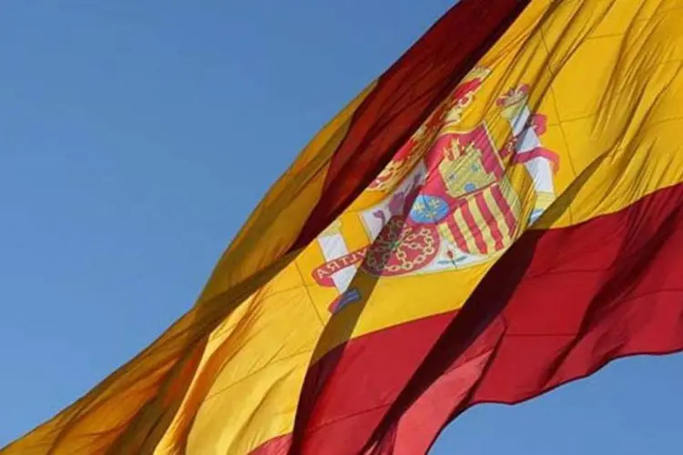 
	Bandeira da Espanha: qanto ao d&eacute;ficit conjunto das administra&ccedil;&otilde;es, at&eacute; setembro foi de 45,158 bilh&otilde;es de euros, o equivalentes a 4,40% do PIB (Wikimedia Commons/Wikimedia Commons)