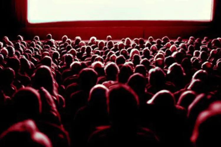 
	Sala de cinema: filmes brasileiros tiveram queda na renda de 25,5%
 (Steve Bonini/Getty Images)