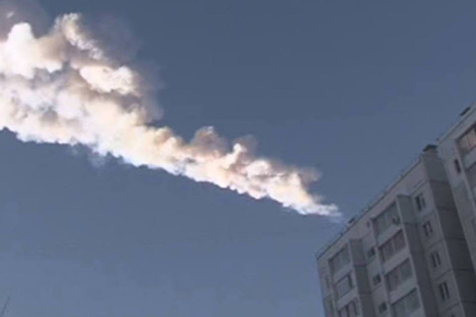 Meteorito que caiu na Rússia causou danos de US$ 30 milhões