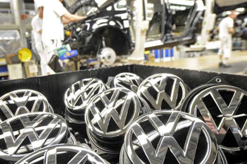 Vendas mundiais de carros da Volkswagen caem 4,8% em abril