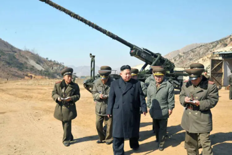 
	L&iacute;der norte-coreano, Kim Jong-un: pa&iacute;s amea&ccedil;ou fechar zona industrial que opera em conjunto com a Coreia do Sul e &eacute; fonte vital de recursos para o pr&oacute;prio Norte
 (KCNA/Reuters)