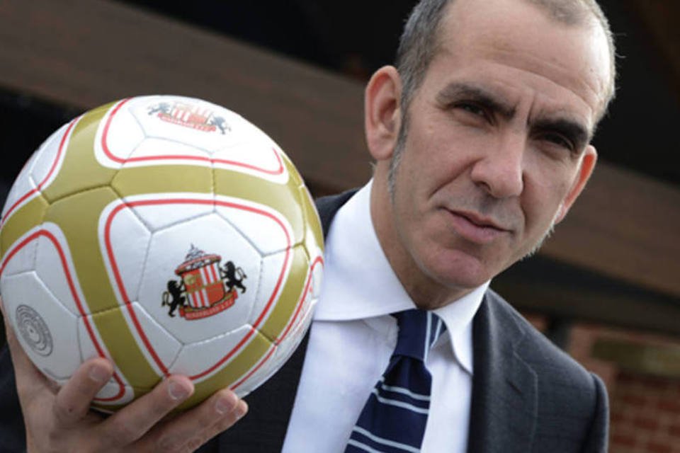 Di Canio se recusa a dizer se é fascista