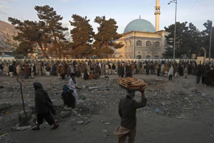 
	Afeganist&atilde;o: preocupa&ccedil;&otilde;es est&atilde;o aumentando sobre como as for&ccedil;as de seguran&ccedil;a ir&atilde;o lidar com a viol&ecirc;ncia quando as tropas da Otan se retirarem
 (Mohammad Ismail/Reuters)
