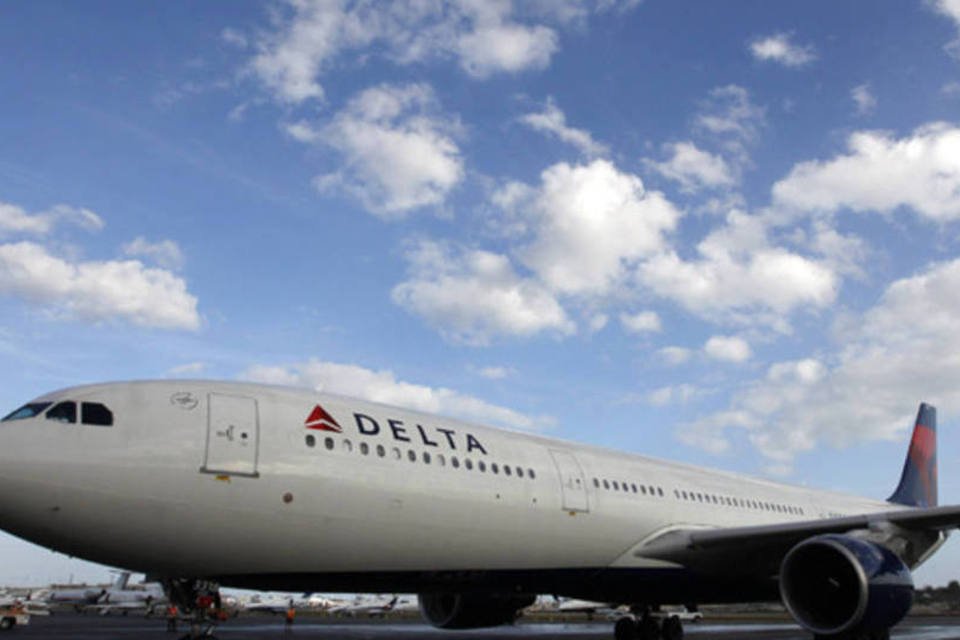 
	Avi&atilde;o da Delta Air Lines: encomenda pelos motores tamb&eacute;m inclui o fornecimento de servi&ccedil;os de entrega de longo prazo
 (Jeff Haynes/Reuters)