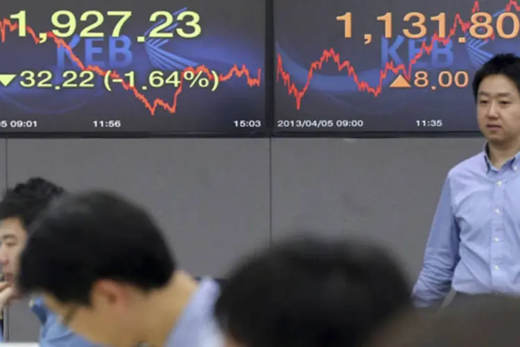 Bolsa de Seul: empresa sul-coreana informou na terça-feira que planejava devolver a acionistas 50 por cento do fluxo de caixa livre em 2016 e 2017 (Choi Jae-gu/Yonhap/Reuters)